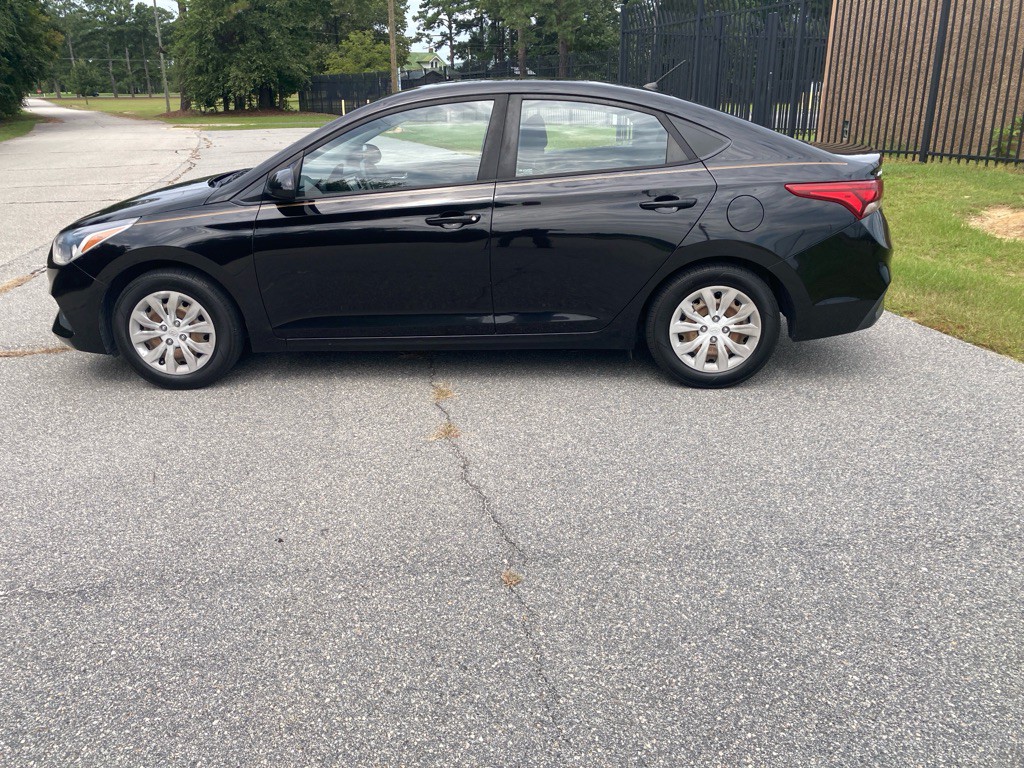 2019 Hyundai Accent Image 28