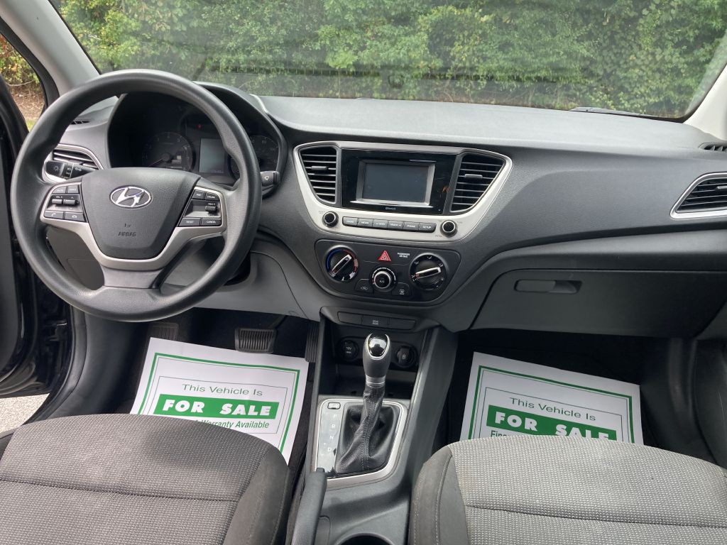 2019 Hyundai Accent Image 13