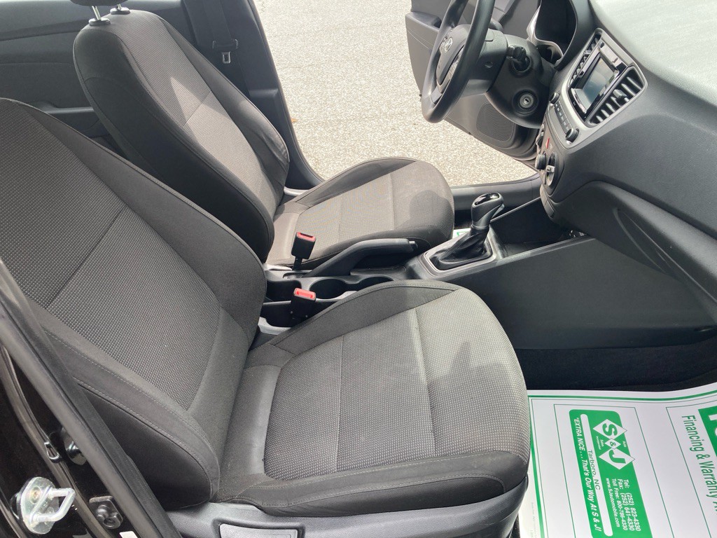 2019 Hyundai Accent Image 22