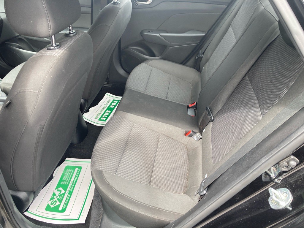 2019 Hyundai Accent Image 18