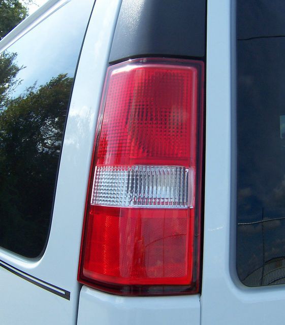 2016 Chevrolet Express Image 13
