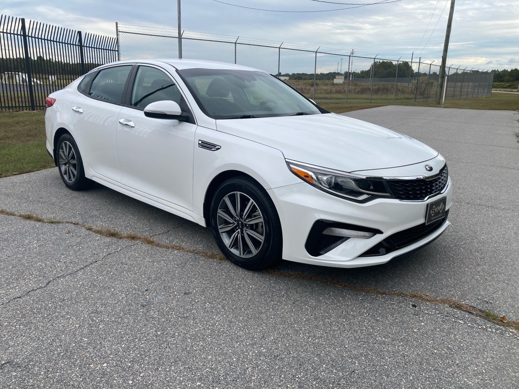 2019 Kia Optima Image 3