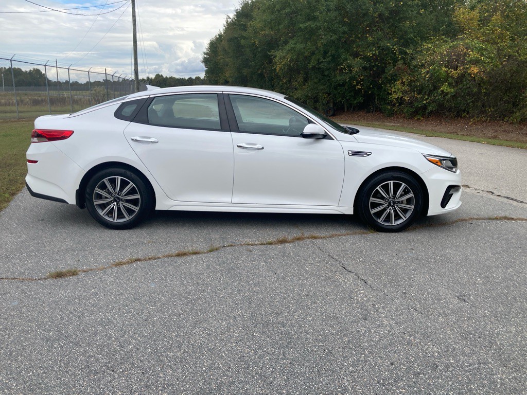 2019 Kia Optima Image 4