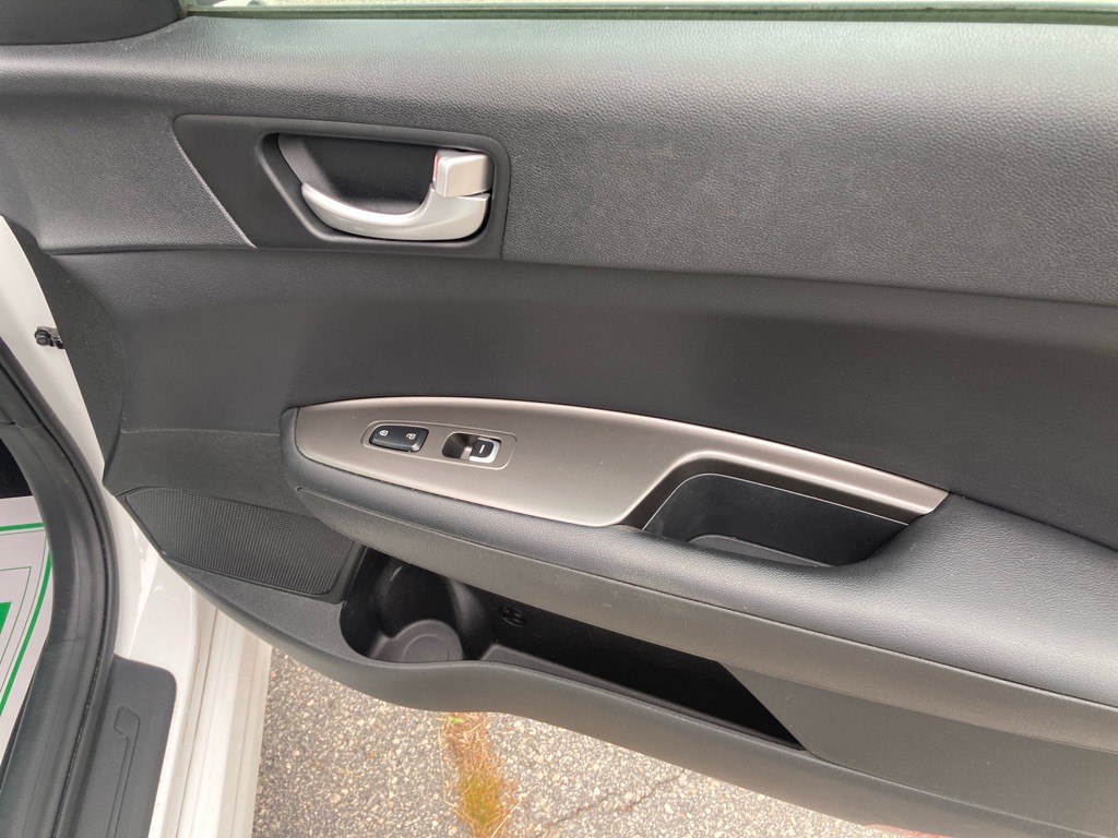 2019 Kia Optima Image 16