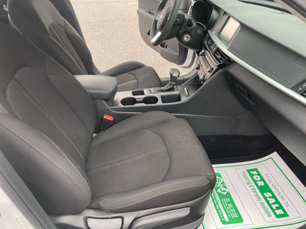 2019 Kia Optima Image 17