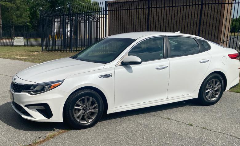 2020 Kia Optima Image 2