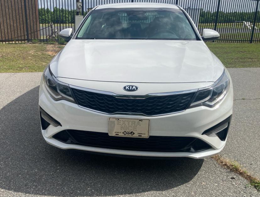 2020 Kia Optima Image 3
