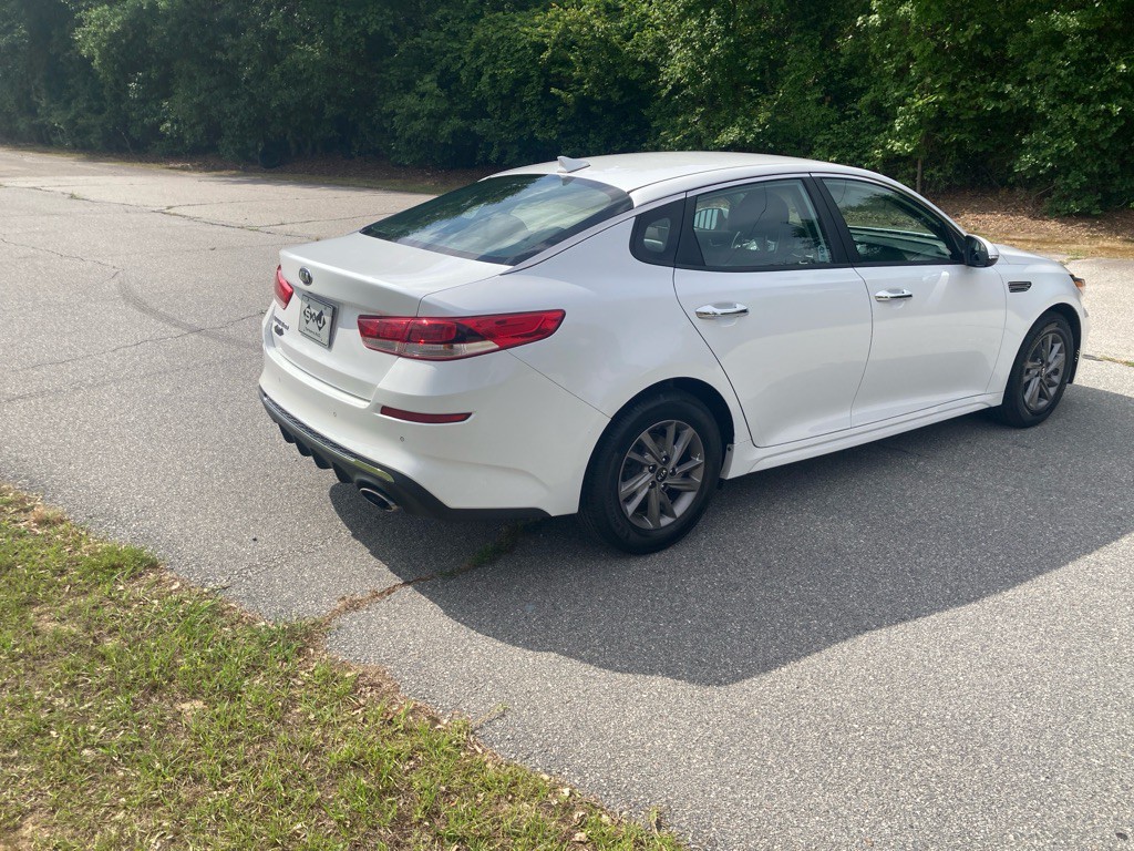 2020 Kia Optima Image 6
