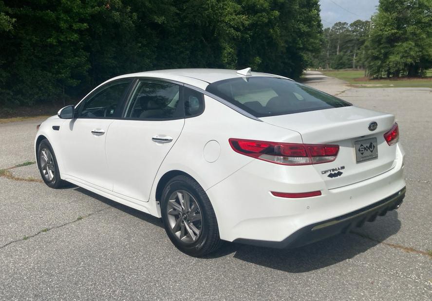 2020 Kia Optima Image 8