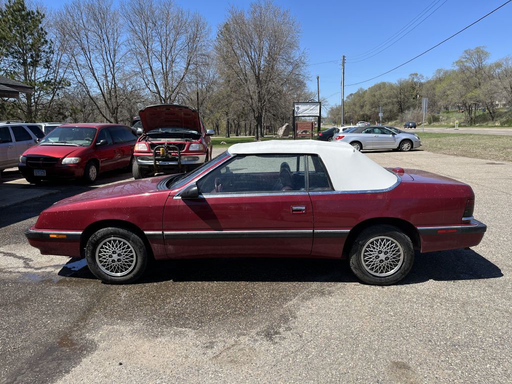 1989 Chrysler LeBaron Image 7