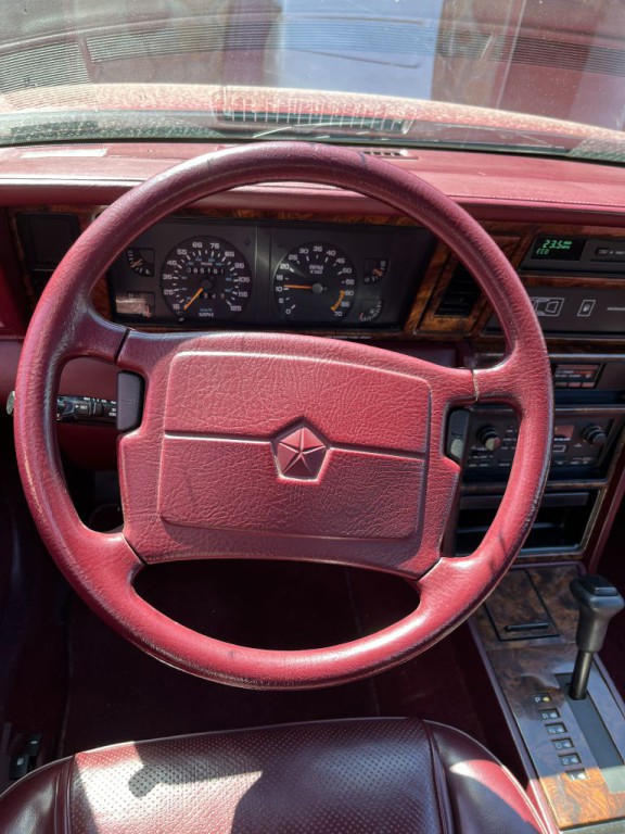 1989 Chrysler LeBaron Image 18