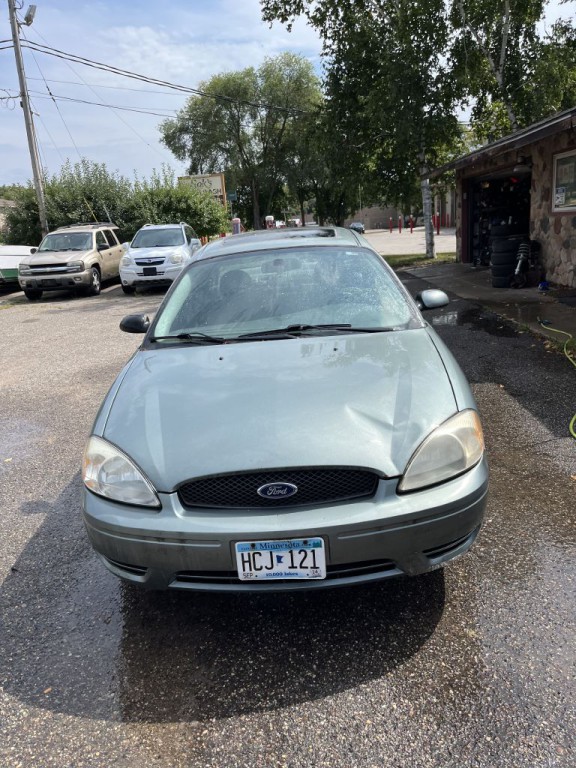 2006 Ford Taurus Image 2