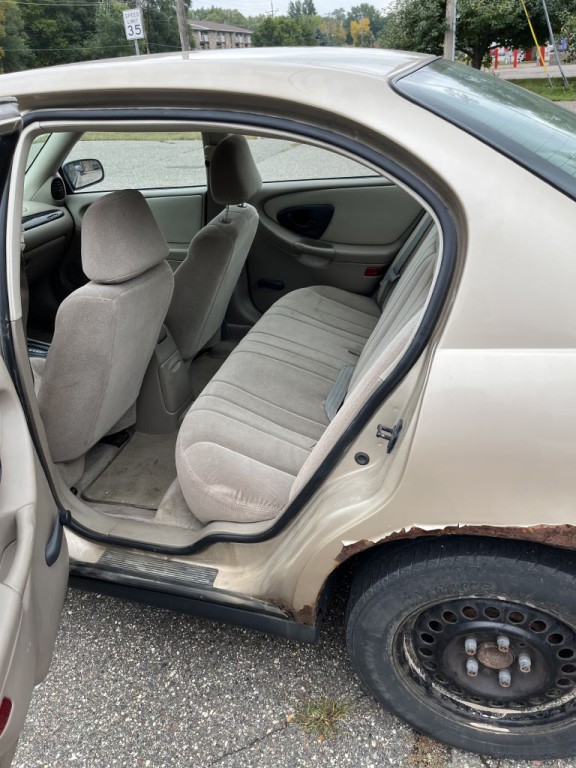 2003 Chevrolet Malibu Image 7