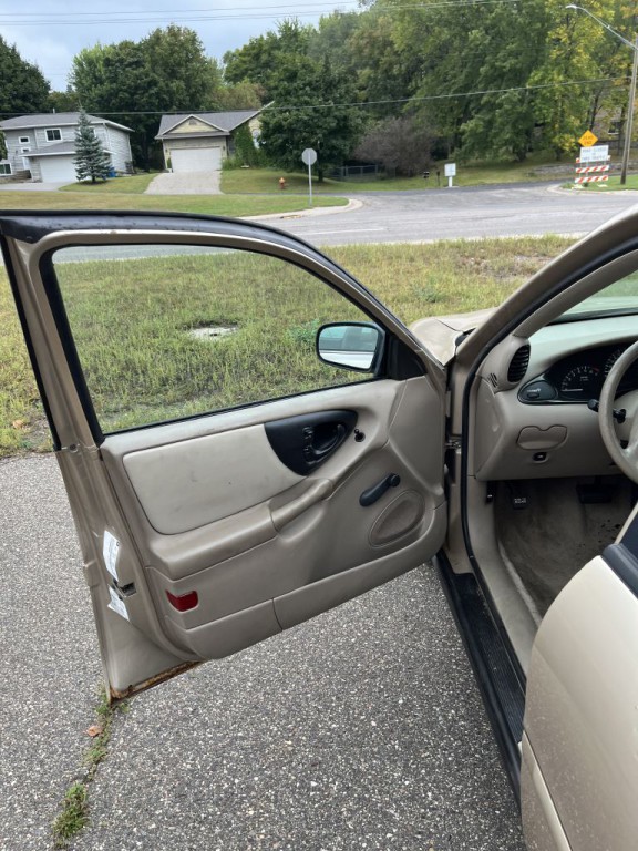 2003 Chevrolet Malibu Image 14