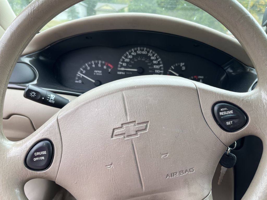 2003 Chevrolet Malibu Image 17