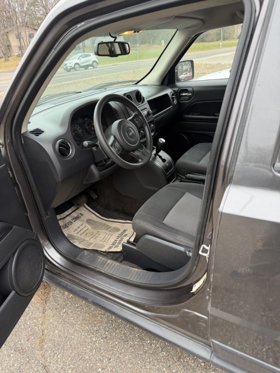 2016 Jeep Patriot Image 7