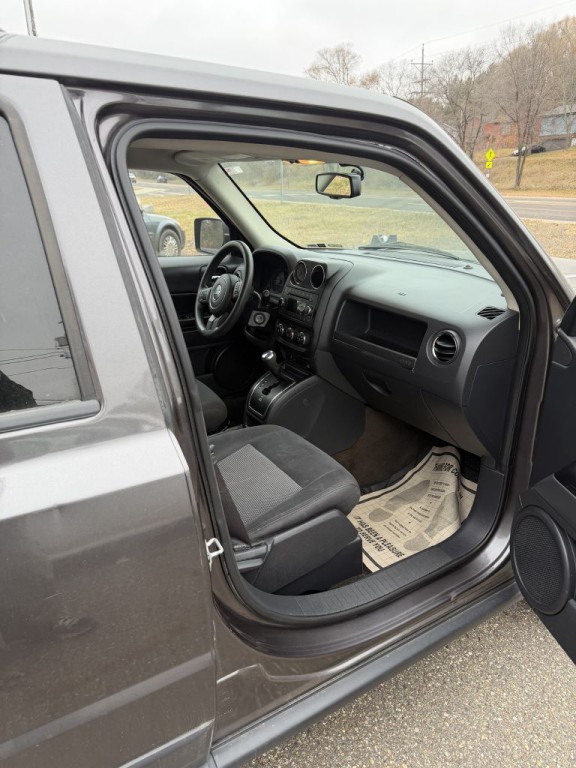 2016 Jeep Patriot Image 15