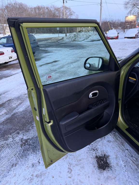 2014 Kia Soul Image 12