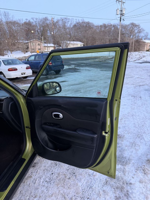 2014 Kia Soul Image 19