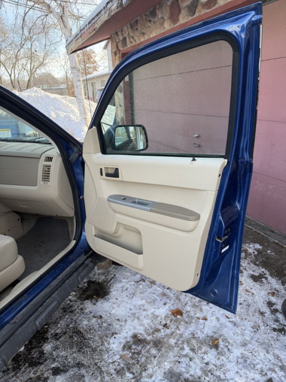 2008 Ford Escape Image 9