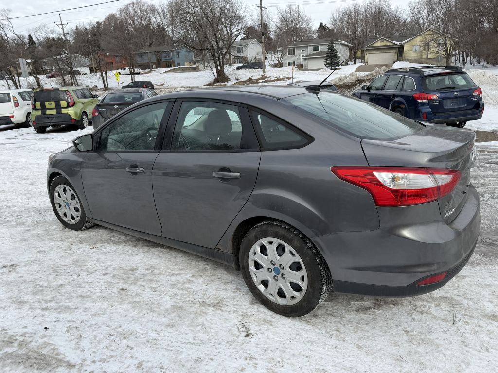 2012 Ford Focus Image 7
