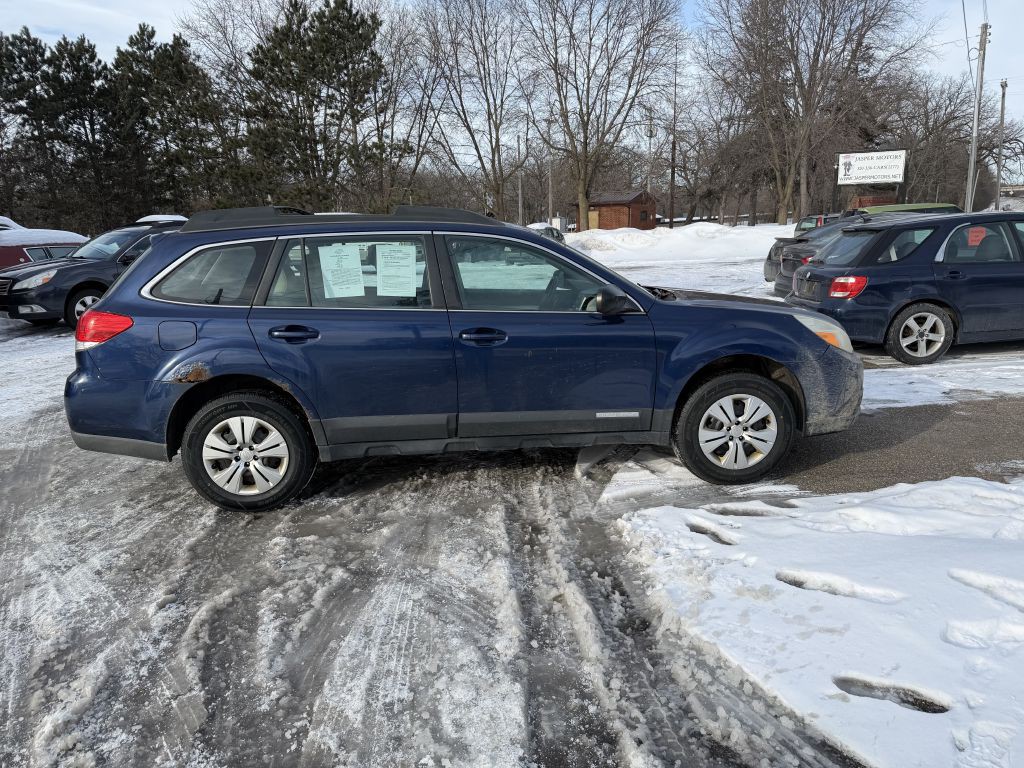 2010 Subaru Outback Image 5