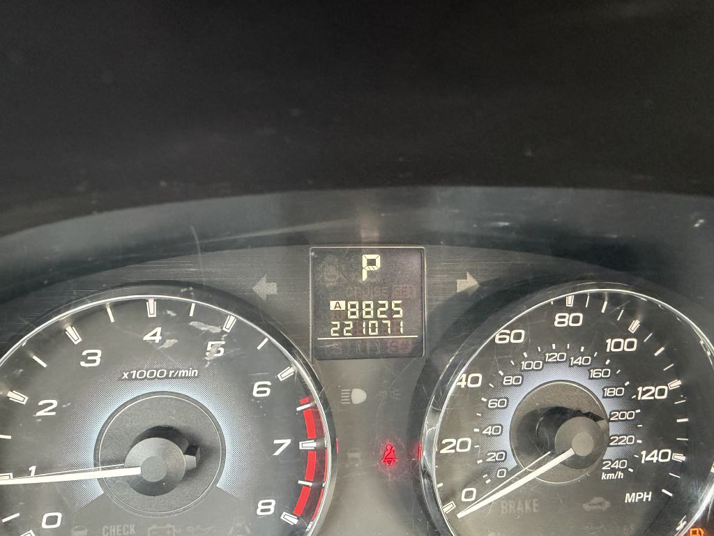 2010 Subaru Outback Image 16