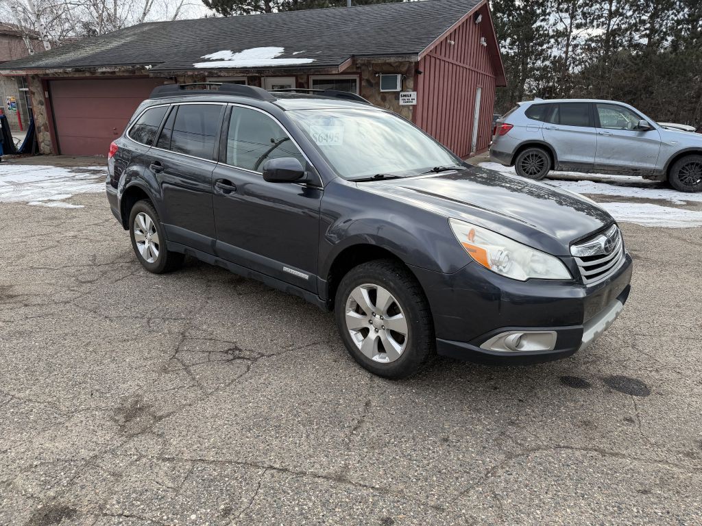 2011 Subaru Outback Image 10