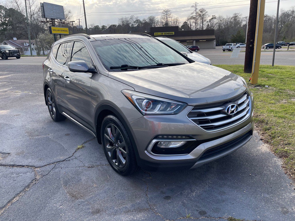 2018 Hyundai Santa Fe Sport Image 2