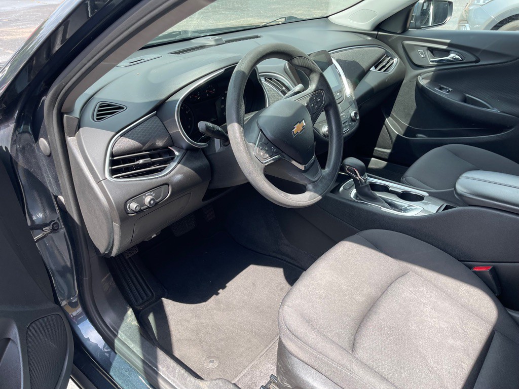 2021 Chevrolet Malibu Image 6