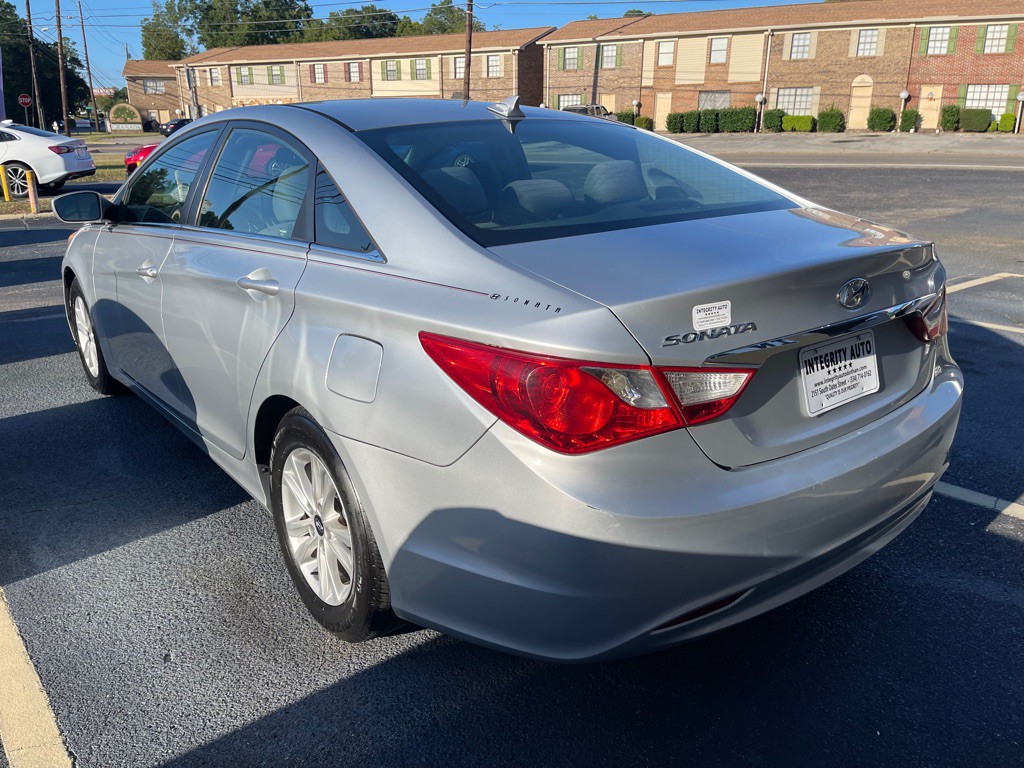 2013 Hyundai Sonata Image 4