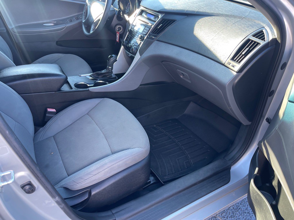 2013 Hyundai Sonata Image 7