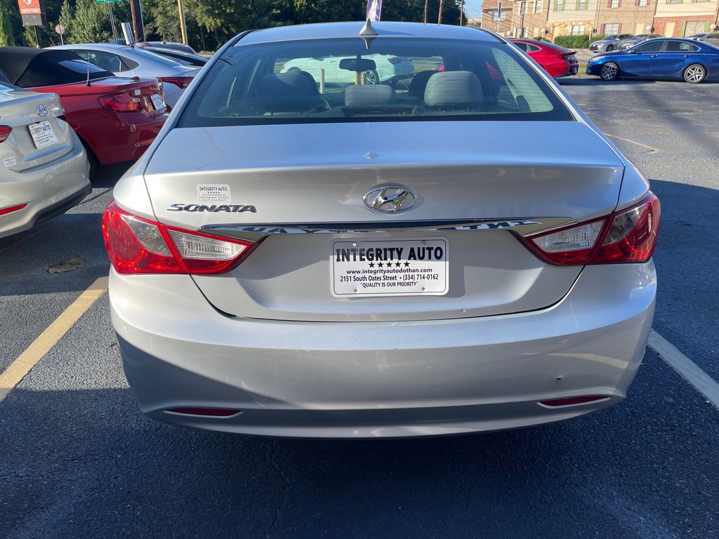 2013 Hyundai Sonata Image 11