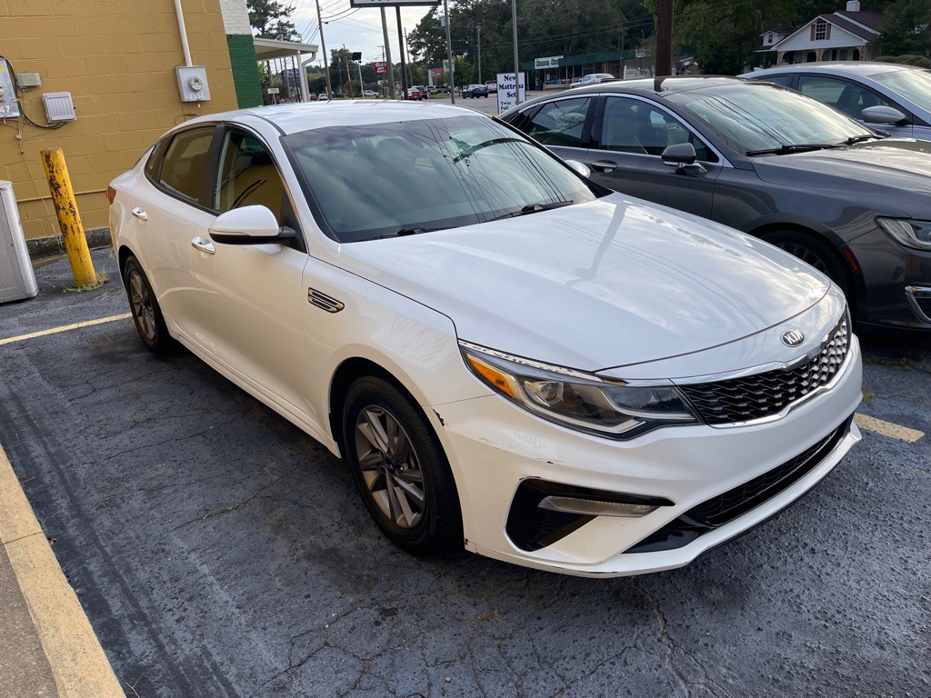 2020 Kia Optima Image 3
