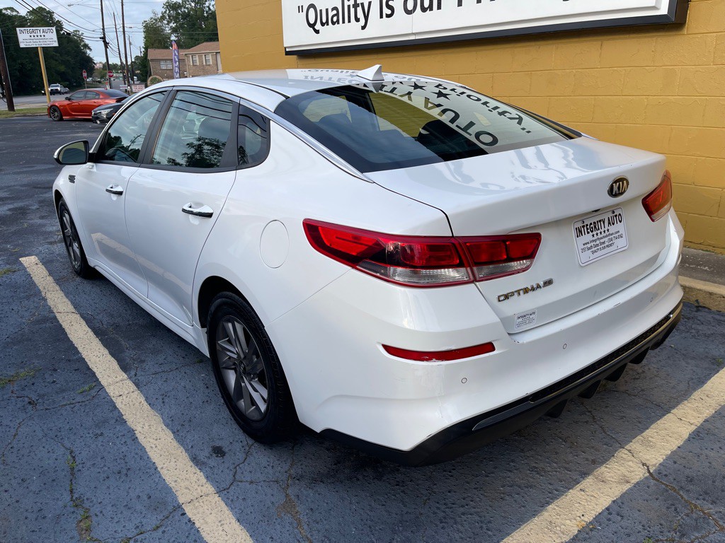 2020 Kia Optima Image 4