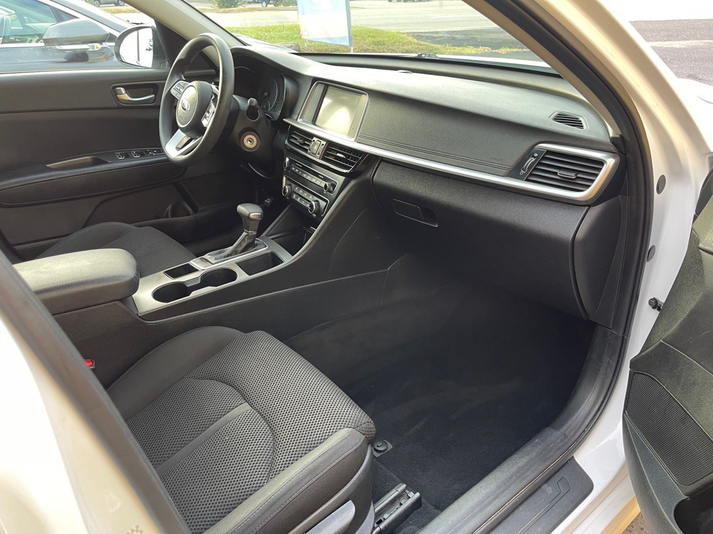 2020 Kia Optima Image 7
