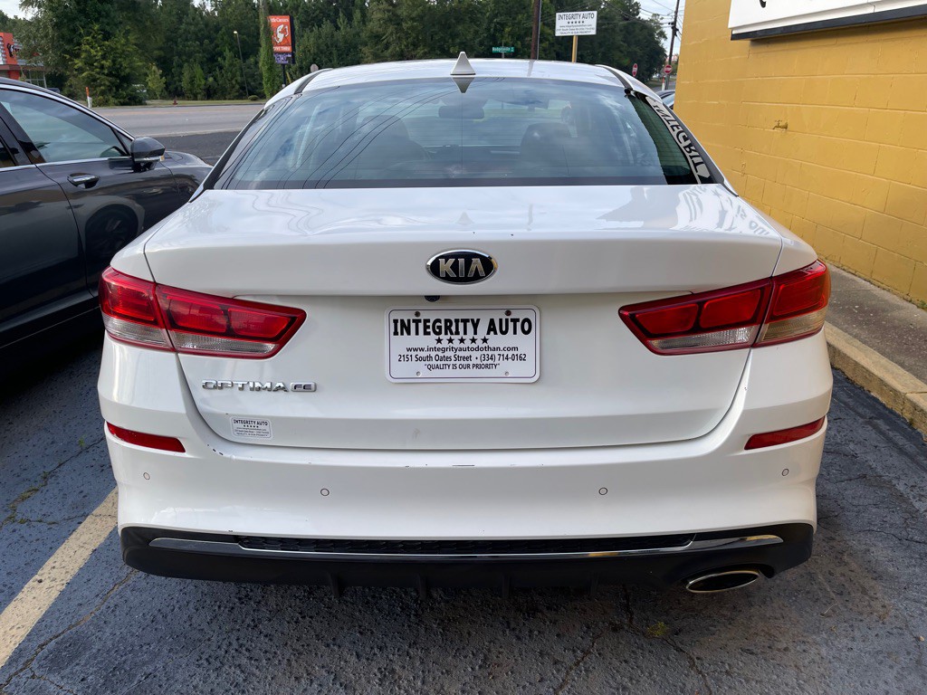 2020 Kia Optima Image 9