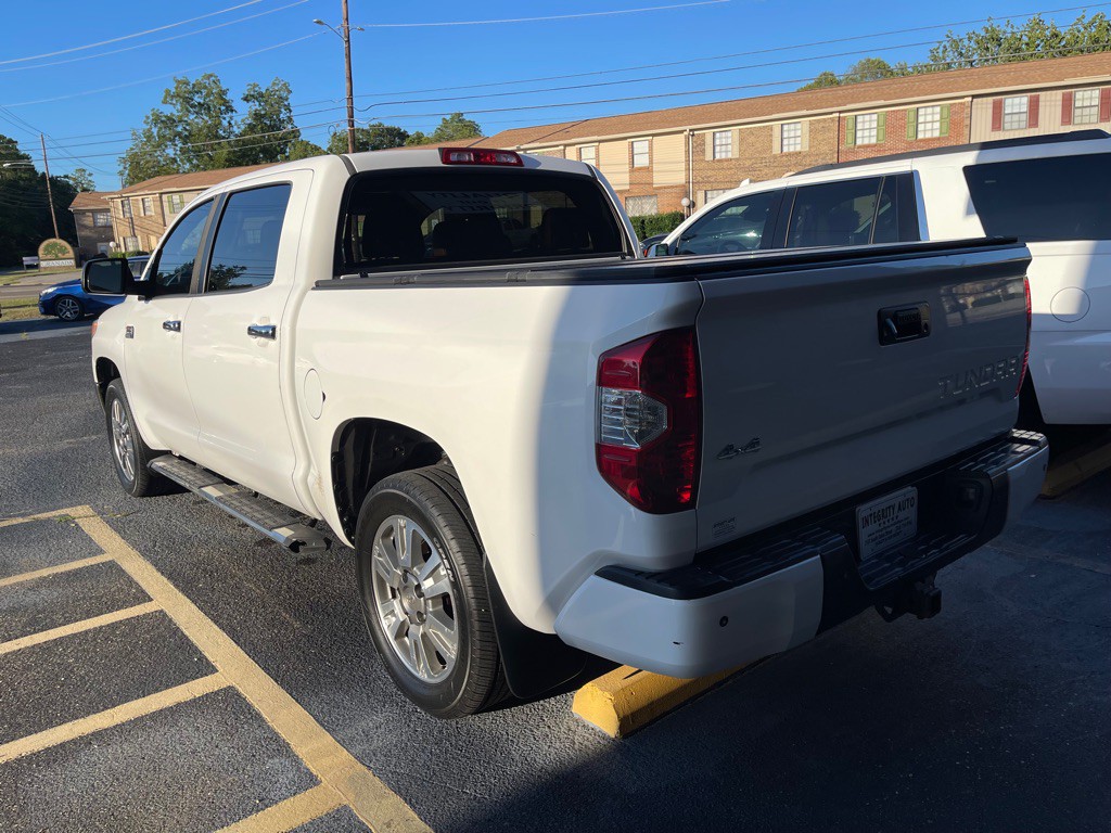 2017 Toyota Tundra Image 4
