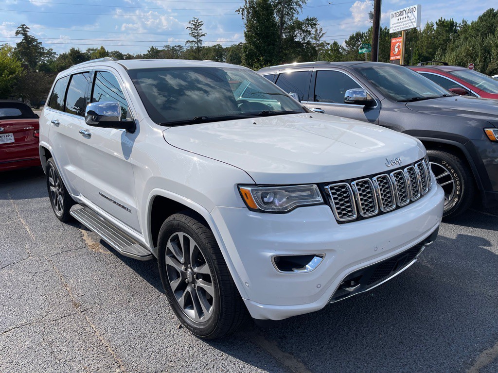 2017 Jeep Grand Cherokee Image 2
