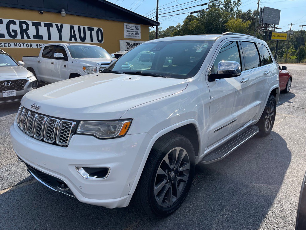 2017 Jeep Grand Cherokee Image 3