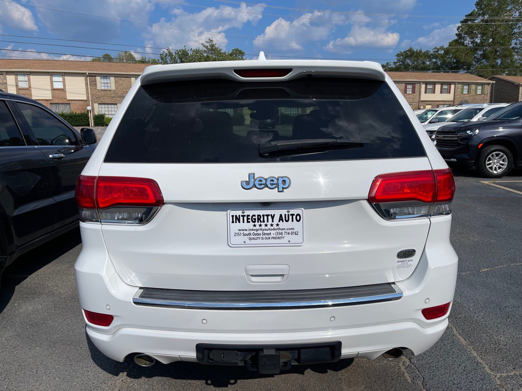 2017 Jeep Grand Cherokee Image 11