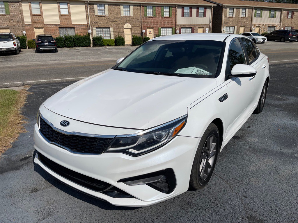 2020 Kia Optima Image 3