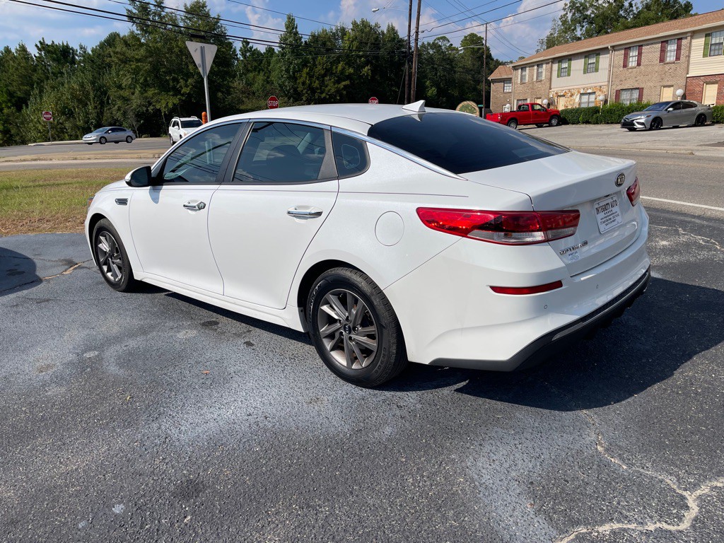 2020 Kia Optima Image 4
