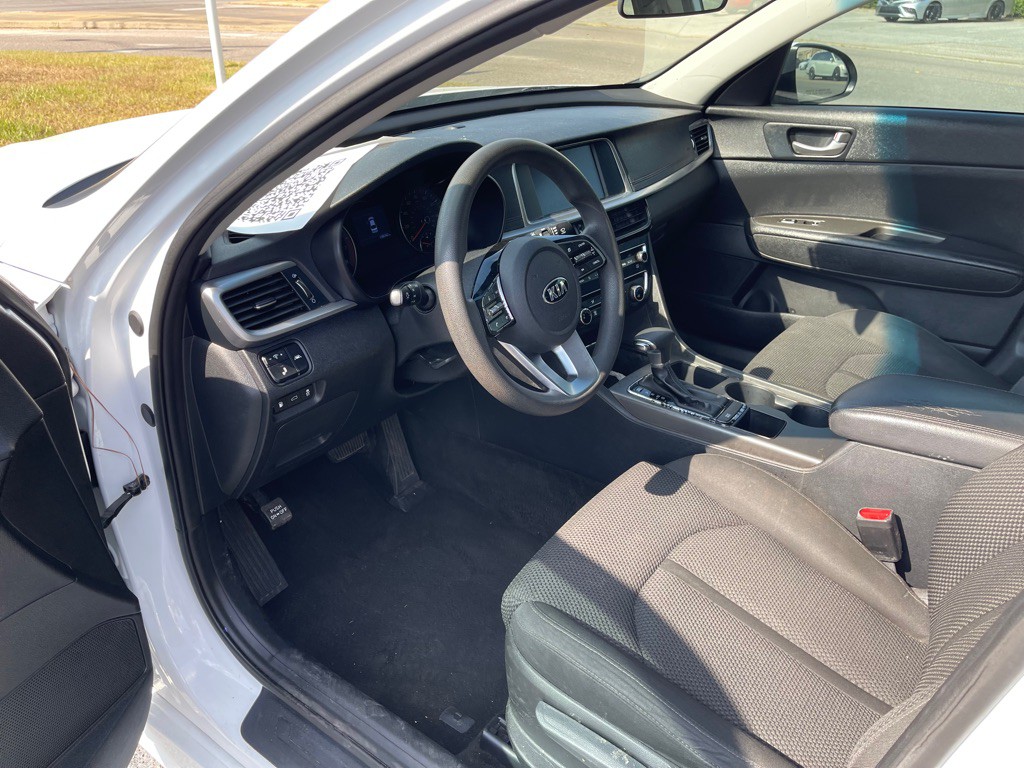 2020 Kia Optima Image 6