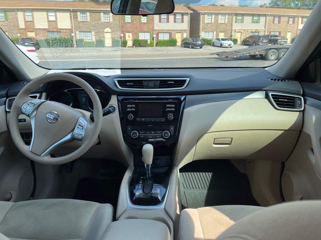 2015 Nissan Rogue Image 10