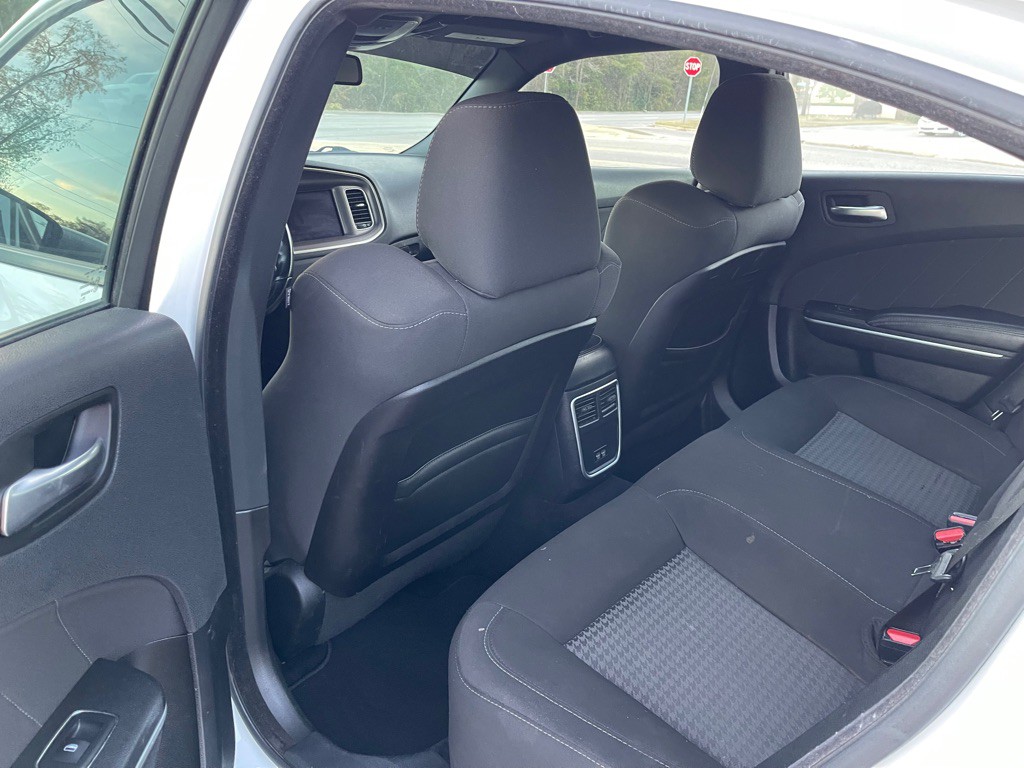 2021 Dodge Charger Image 9