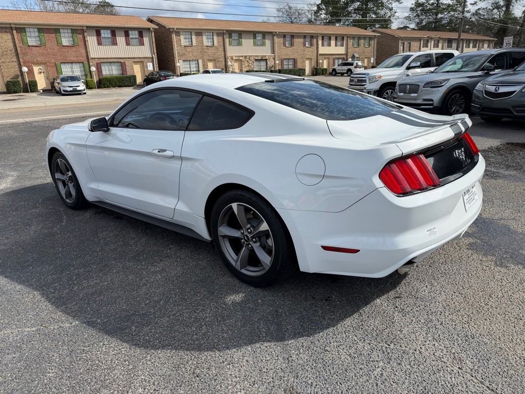 2017 Ford Mustang Image 6