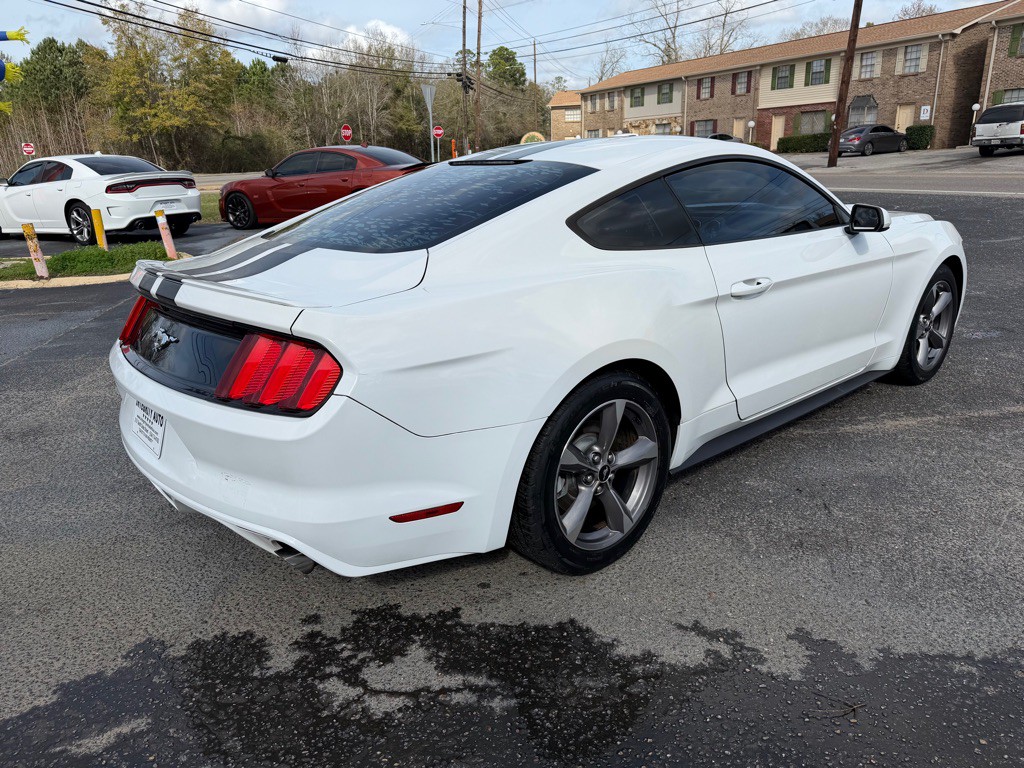 2017 Ford Mustang Image 7