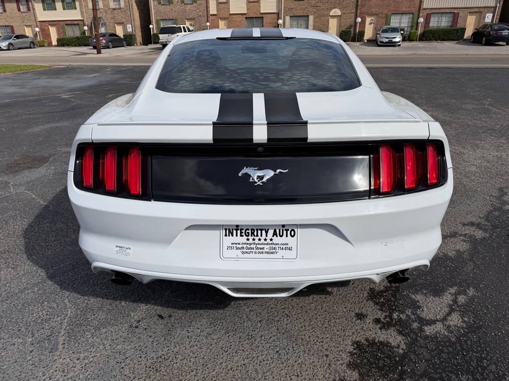 2017 Ford Mustang Image 11