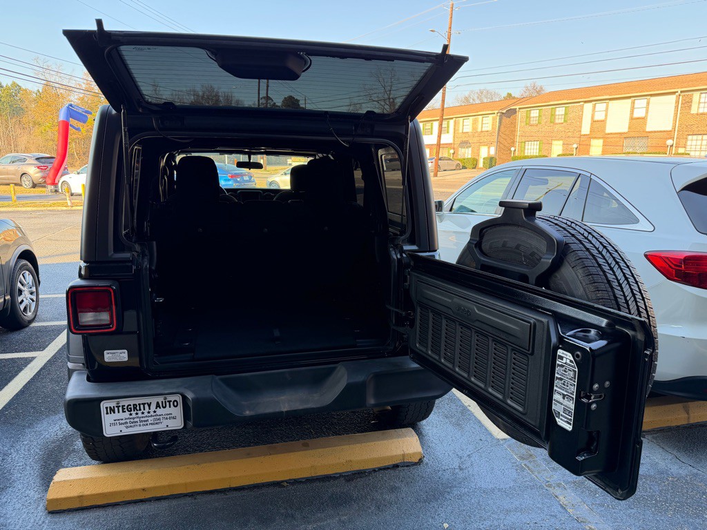 2020 Jeep Wrangler Unlimited Image 12